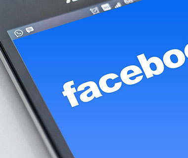 Facebook promete combater fake news sobre vacinas nas redes