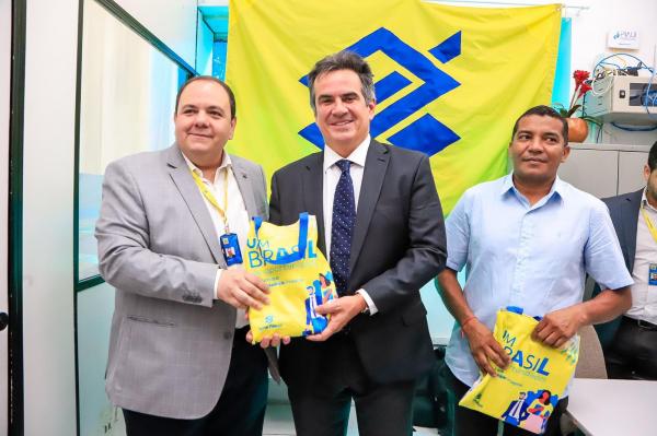 Senador Ciro Nogueira realiza um dia inteiro de reuniões e atende prefeitos, vereadores e lideranças de todo o Piauí (Imagem:Suyane Mesquita / ASCOM)