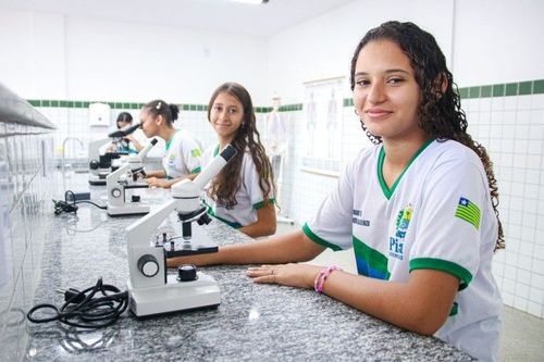 Escolas de Tempo Integral e de Educação Profissional farão Testes Seletivos para 2024