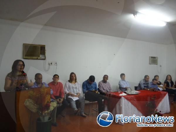 Secret&aacute;ria de Educa&ccedil;&atilde;o paticipa de reuni&atilde;o na 10&ordf; GRE.(Imagem:FlorianoNews)