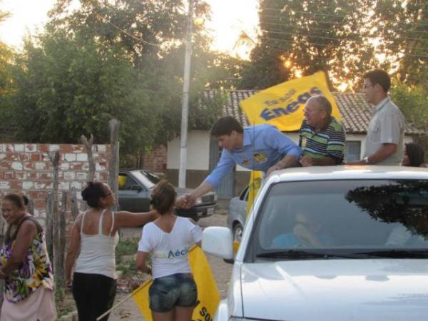 En&eacute;as Maia participa de carreata em Jerumenha.(Imagem:Jaquelina Nascimento)