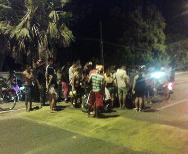 Acidente envolve caminh&atilde;o e motocicleta na Avenida Calixto Lobo.(Imagem:Divulga&ccedil;&atilde;o)