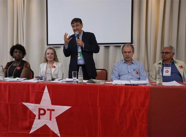 Em aniversário do PT, governador destaca avanços da gestão e lembra Lula