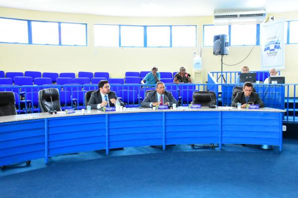 C&acirc;mara de Floriano abre &uacute;ltimo ciclo de sess&otilde;es de fevereiro com aprova&ccedil;&atilde;o de projetos (Imagem:CMF)