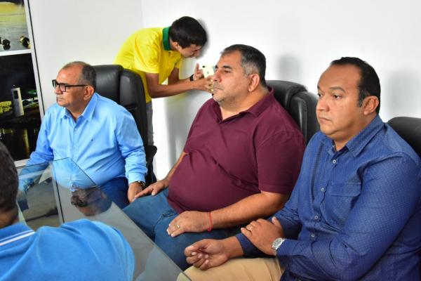 Vereadores Salom&atilde;o Holanda, Davi Oka e Ancelmo Jorge.(Imagem:CMF)
