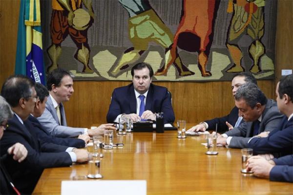 Governador adverte que estados só irão contribuir se déficit for solucionado