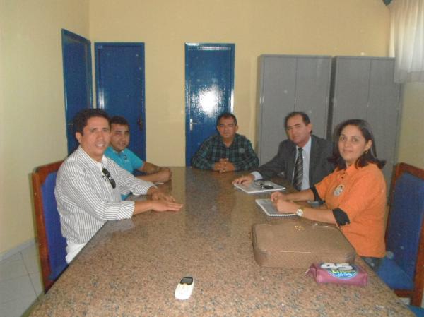 Sessão na Câmara Municipal de Floriano não deu quórum