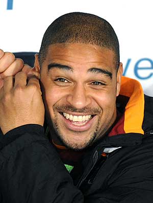 Diretor do Timão confirma acerto com Adriano. Falta o 'sim' do Roma