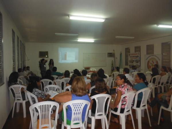 SEDUC realiza Encontro de Forma&ccedil;&atilde;o do PDE em Floriano.(Imagem:FlorianoNews)