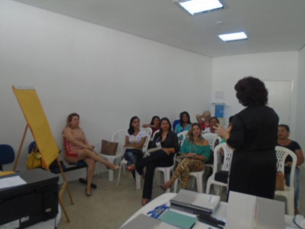 Microempreendedores participam de oficinas promovidas pelo SEBRAE