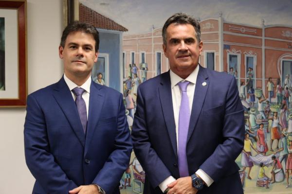 Após Themistocles, Ciro Nogueira recebe presidente da Alepi