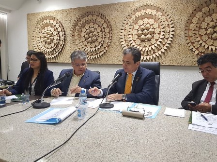 Audiência solicitada por Gustavo Neiva debate casos de peste suína no Piauí