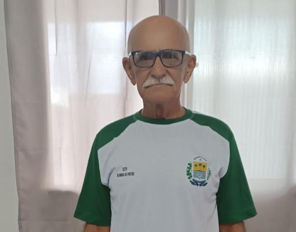Aos 75 anos, ex-aluno da EJA da rede estadual conquista segunda aprovação em Biologia na UFPI