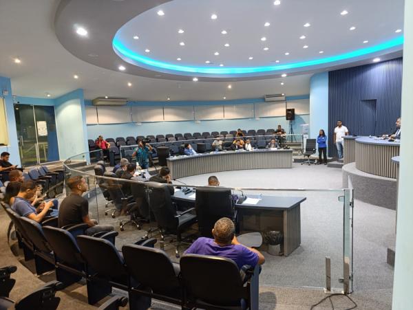  C&acirc;mara Municipal de Floriano realiza duas sess&otilde;es ordin&aacute;rias consecutivas(Imagem:FlorianoNews)