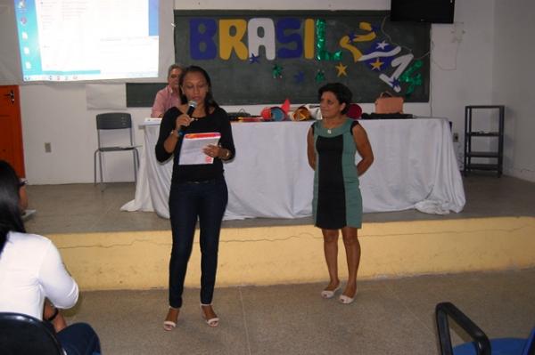 Secretaria de Educação promove encontro com professores da zona rural