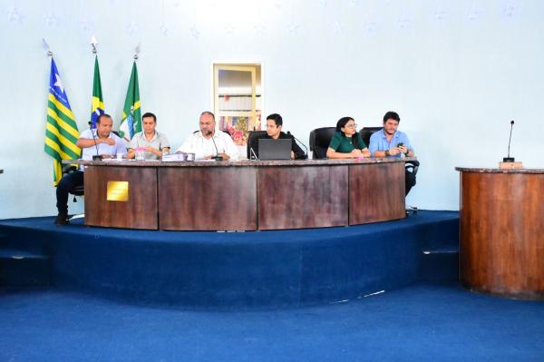 Câmara Municipal de Floriano sorteia bens móveis ociosos para entidades de Floriano