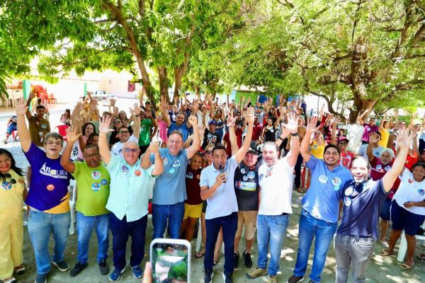 Em agenda por várias cidades do Piauí, Joel ouve apelos por água, saúde e segurança pública(Imagem:Ascom)