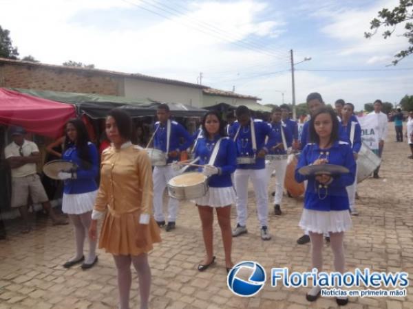 Cerim&ocirc;nia c&iacute;vica marca anivers&aacute;rio de S&atilde;o Francisco do Piau&iacute;.(Imagem:FlorianoNews)