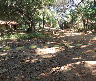 Morador de rua é morto e tronco de 20kg é achado sobre corpo