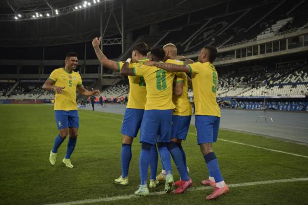 Brasil elimina o Chile e avança para a semifinal da Copa América