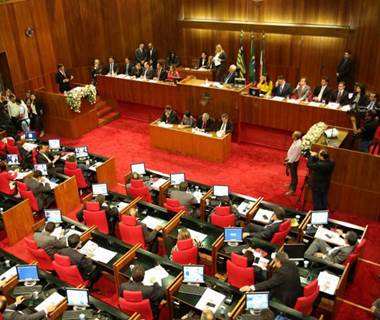 MDB busca apoio do governador para barrar candidatura do Progressistas