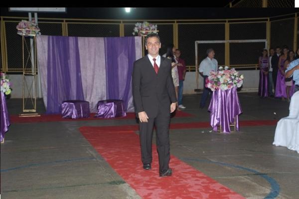 Prefeito e Deputado prestigiam formatura de alunos do munic&iacute;pio na zona rural de Floriano.(Imagem:Secom)