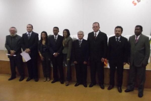 Novos secret&aacute;rios municipais s&atilde;o empossados em Floriano.(Imagem:FlorianoNews)