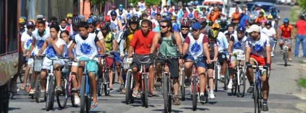 Ciclistas percorrem ruas da zona Norte no 'Pedala Teresina'.(Imagem:Divulga&ccedil;&atilde;o)