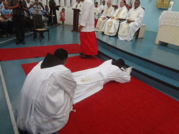 Frei Eduardo Ferreira &eacute; ordenado sacerdote em Floriano.(Imagem:FlorianoNews)