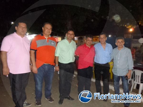 Prefeito Gilberto Júnior prestigia Feira Agropecuária de Floriano.(Imagem:FlorianoNews)