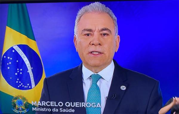 Ministro Queiroga anuncia fim do estado de emergência sanitária da covid-19 no Brasil