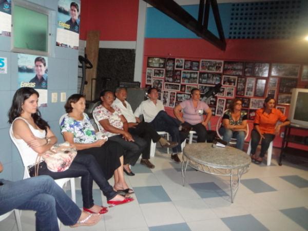 Coliga&ccedil;&atilde;o N&oacute;s Podemos realizou reuni&atilde;o com candidatos a vereador.(Imagem:FlorianoNews)