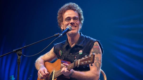 Cantor Nando Reis será atração do show de encerramento do Salipi 2026 no domingo (14)