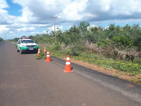 Corpo de homem é encontrado com os pés e mãos amarrados e saco na cabeça às margens da PI-215