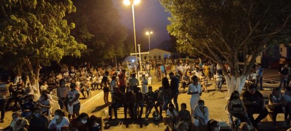 Fi&eacute;is participam do encerramento do tradicional festejo de Nossa Senhora da Guia(Imagem:FlorianoNews)