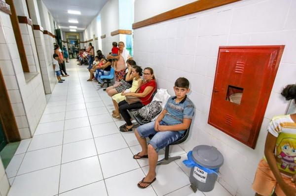 Hospital Infantil tem d&eacute;ficit de R$ 500 mil por m&ecirc;s; deputados fazem vistoria.(Imagem:Roberta Aline)