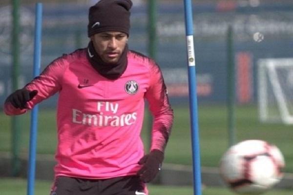 Volta de Neymar ao Barcelona passa por pedido de perdão, diz Messi