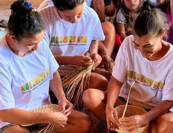 Programa Mulheres permitiu que mulher trans transformasse paixão de infância em atuação profissional