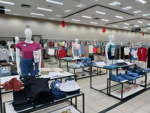 Armazém Paraíba de Floriano inicia o ano com Saldo de Balanço e descontos de até 70%