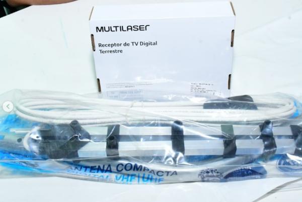 Floriano recebe a&ccedil;&atilde;o de distribui&ccedil;&atilde;o gratuita de kits de TV digital terrestre.(Imagem:Reprodu&ccedil;&atilde;o/Instagram)