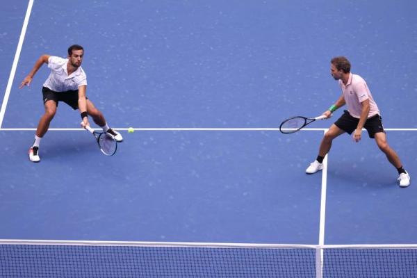 Tenista Bruno Soares é bicampeão do torneio de duplas do US Open