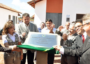 Governador inaugura Residencial Wilson Martins Filho