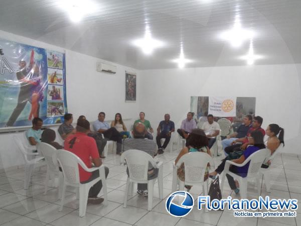 Rotary Club Princesa do Sul realizou primeira reuni&atilde;o de 2015.(Imagem:FlorianoNews)