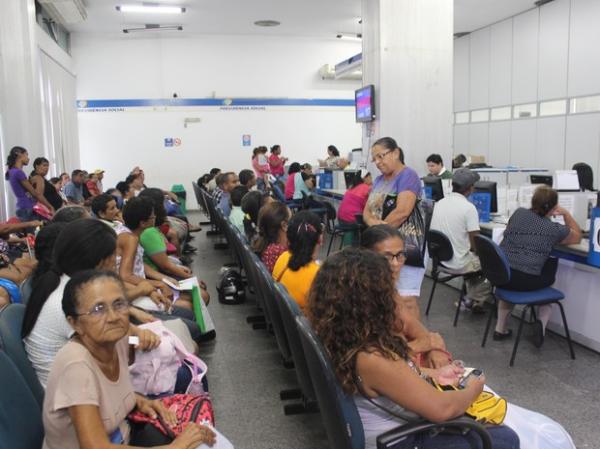 Filas marcam reabertura de agências do INSS no Piauí após fim da greve