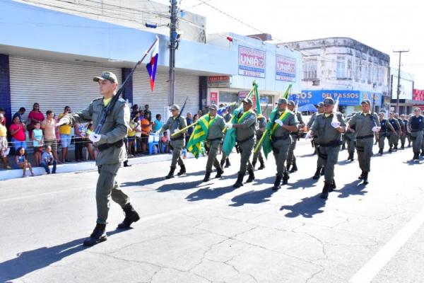 Desfile C&iacute;vico marca as comemora&ccedil;&otilde;es pela Independ&ecirc;ncia do Brasil em Floriano.(Imagem:Secom)