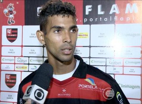 No renovado Fla-PI, Augusto celebra vitória com gol e sentimento de união