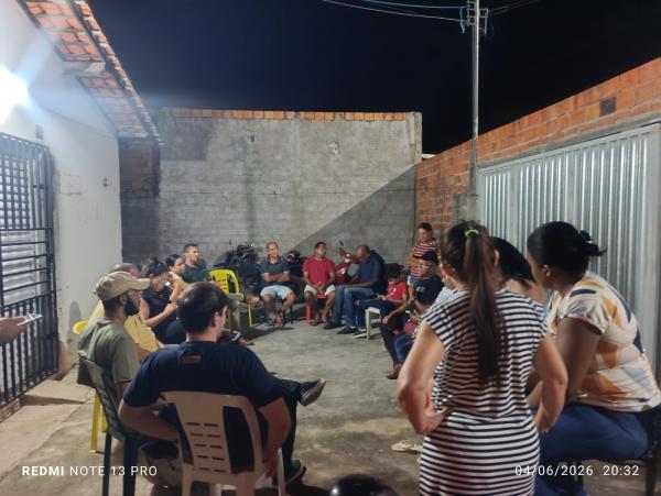Moradores iniciam processo de cria&ccedil;&atilde;o de associa&ccedil;&atilde;o no Conjunto Filadelfo Freire, em Floriano(Imagem:FlorianoNews)