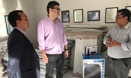 Luciano Nunes destina emendas e Uespi recebe equipamentos