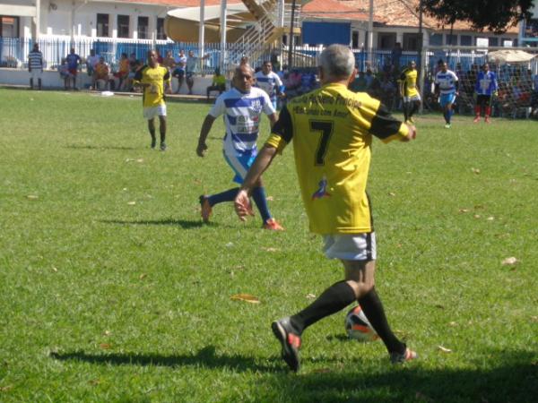 Pequeno Pr&iacute;ncipe vence a final do Campeonato Os Quarent&otilde;es.(Imagem:FlorianoNews)