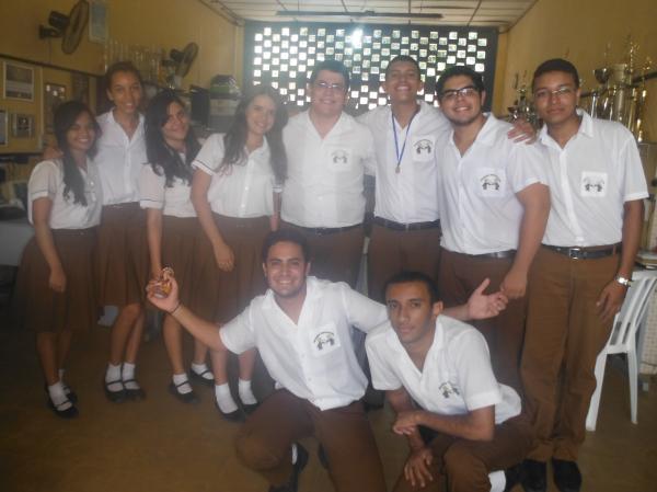 Alunos do Col&eacute;gio Industrial s&atilde;o aprovados em vestibular.(Imagem:FlorianoNews)